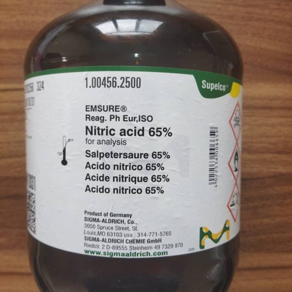 نیتریک اسید بسته بندی شیشه ای Merck 100456