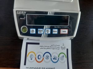صفحه نمایش ترازوی آزمایشگاهی KERN PCB250-3