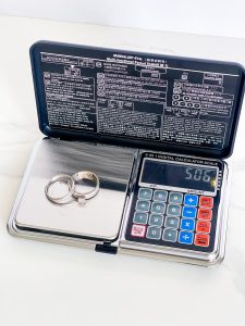 ترازوی باطری خور جیبی