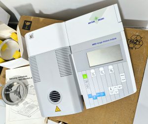 ترازوی رطوبت سنج دقیق Mettler Toledo HG53