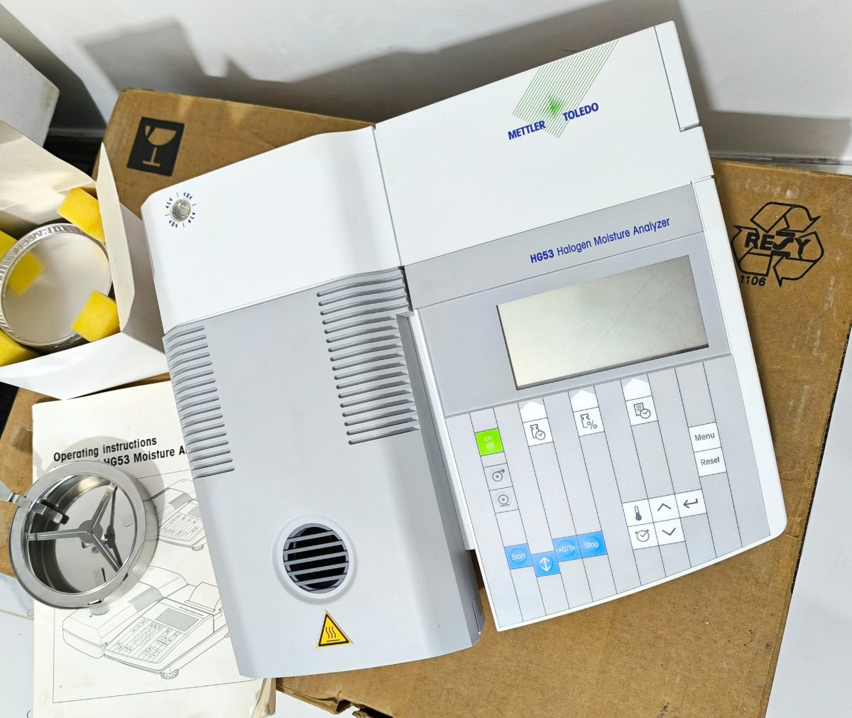 ترازوی رطوبت سنج دقیق Mettler Toledo HG53 ترازوی رطوبت سنج دقیق Mettler Toledo HG53
