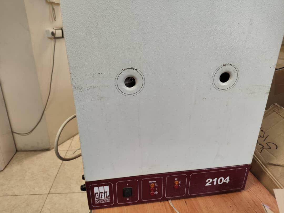رفع ایرادات دستگاه آبمقطر گیری GFL 2104 رفع ایرادات دستگاه آبمقطر گیری GFL 2104