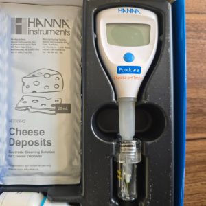 بسته بندی pH meter HANNA HI981032