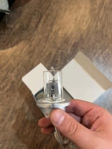 لامپ دوتریوم Hamamatsu Deuterium lamp کد L6302-54